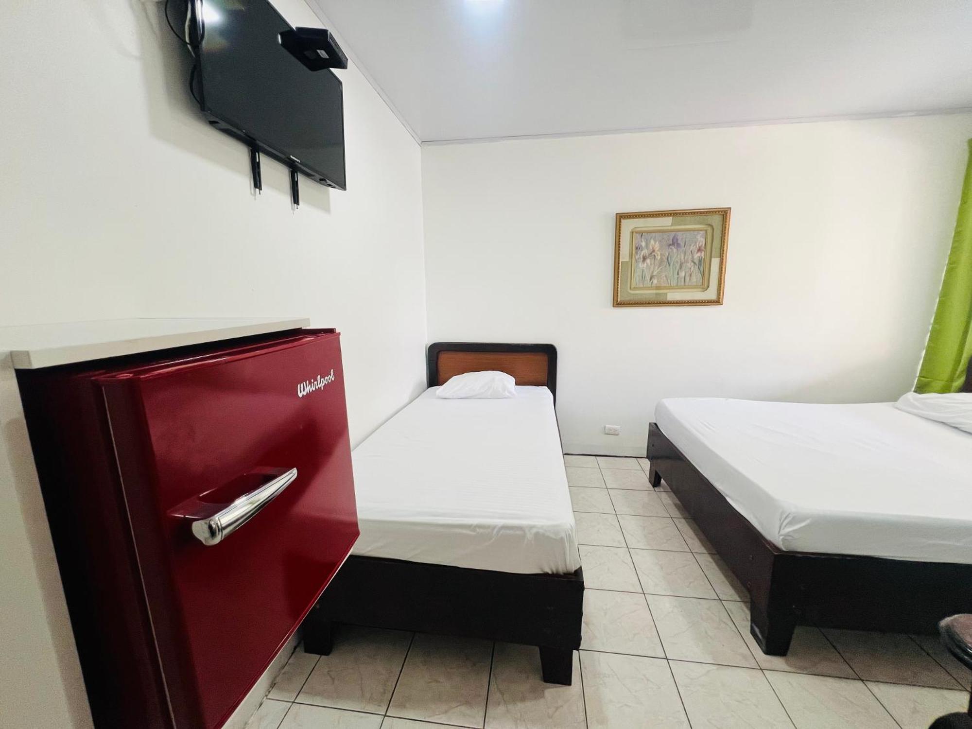 יקו Hotel Cabinas El Coral מראה חיצוני תמונה